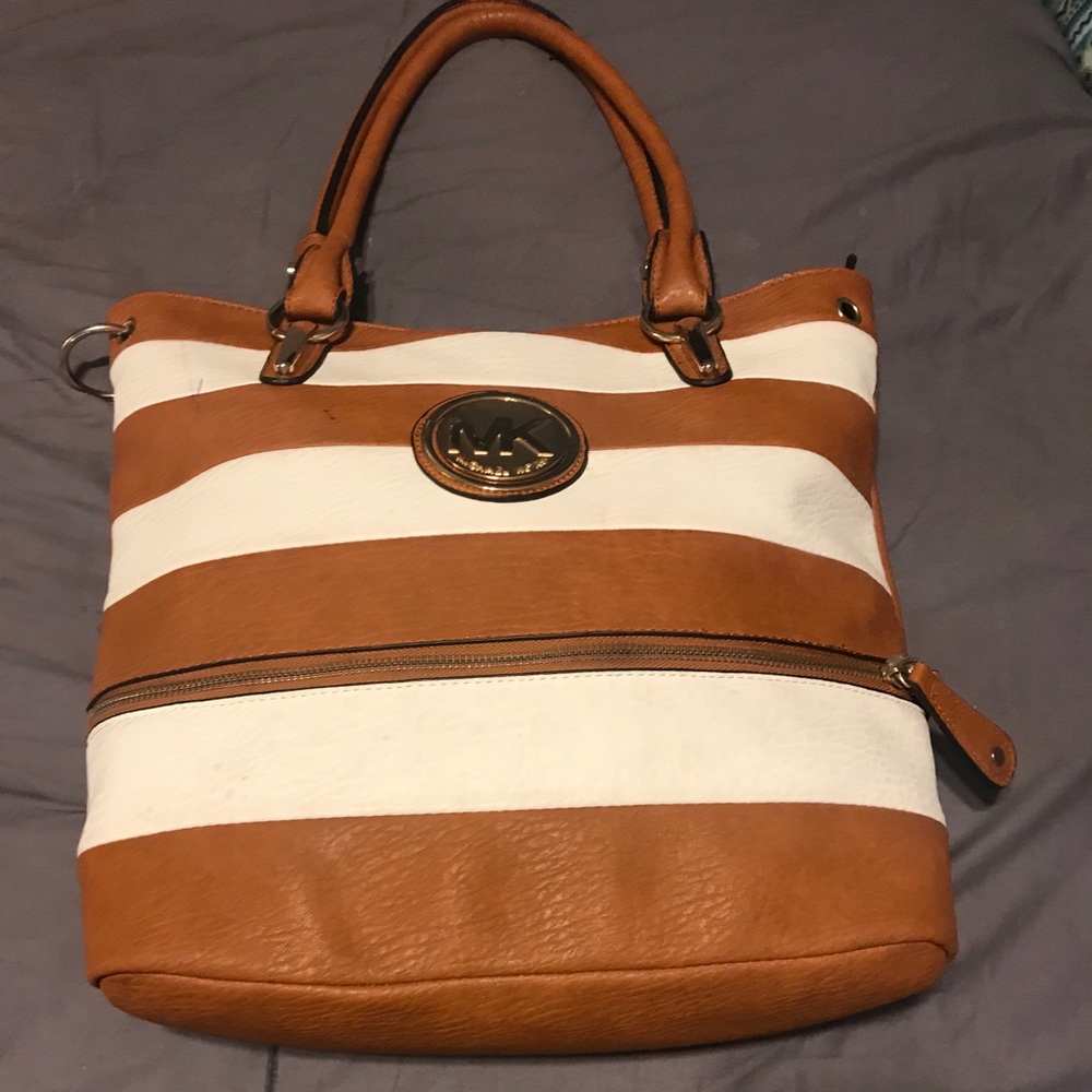 Women handbag